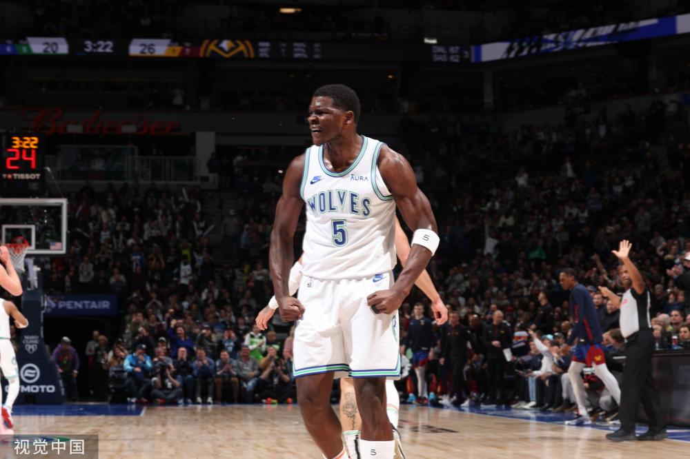 王楚钦与莫 王楚钦与莫